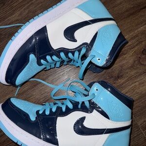 Air Jordan 1 Retro High OG "Blue Chill"